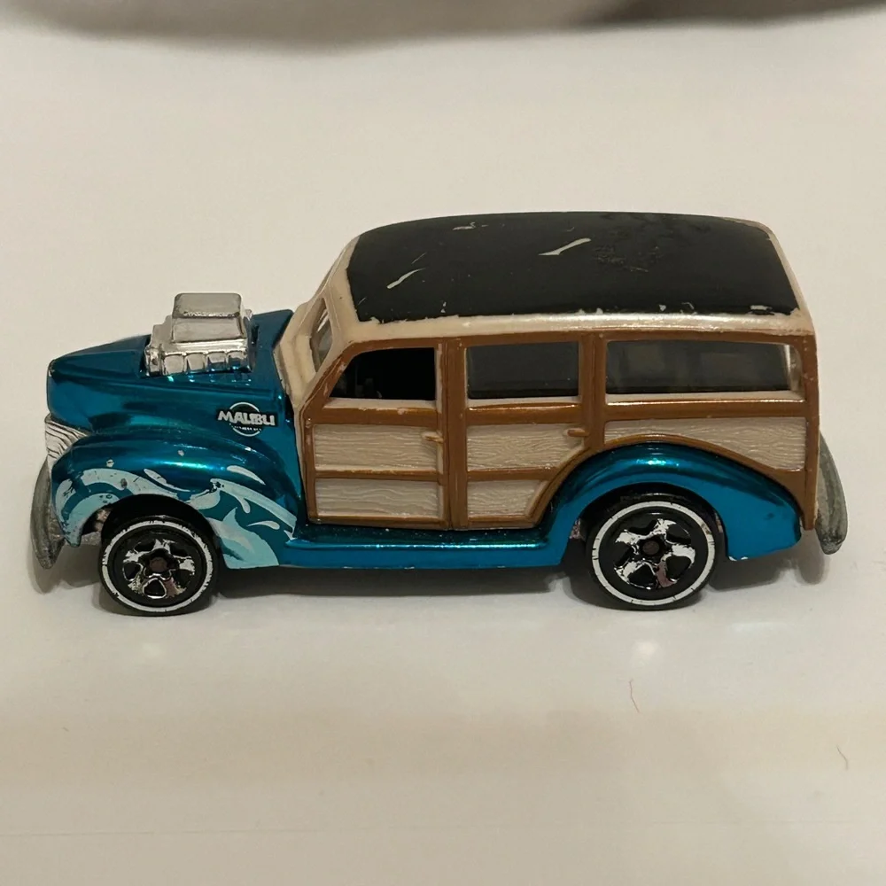 Vintage Mattel Malibu ‘40 Woodies Collectable Car